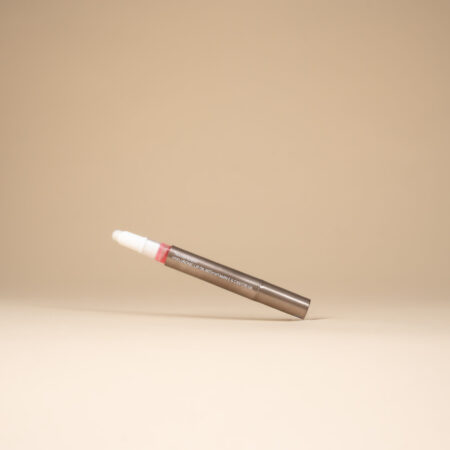 transparent hyaluronic lip oil with vitamin e & castor oil