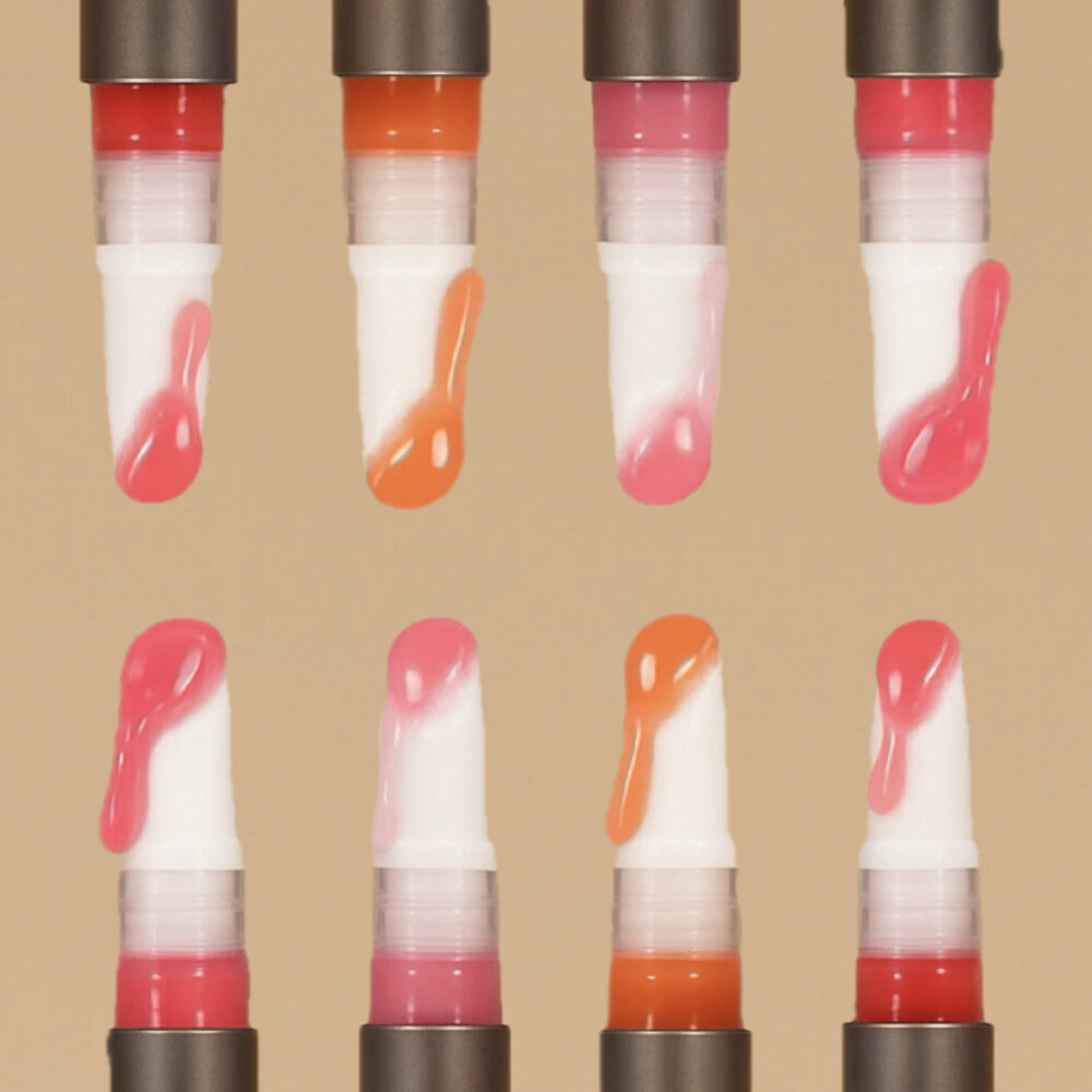 transparent hyaluronic lip oil with vitamin e & castor oil